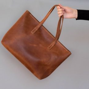 tote with zipper